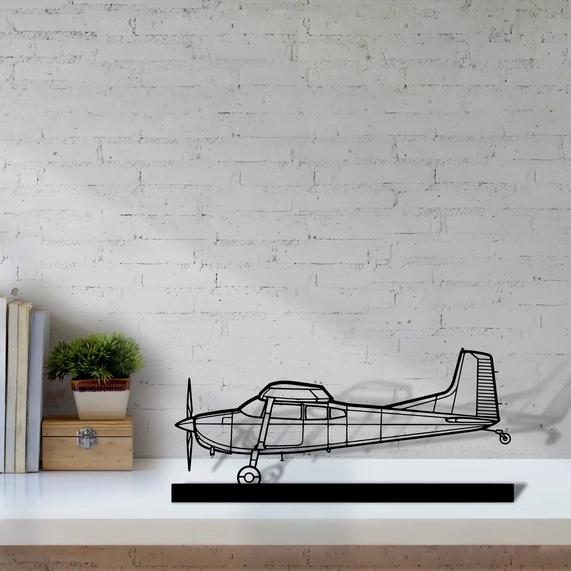 180k Silhouette Metal Art Stand - Turbo Silhouette
