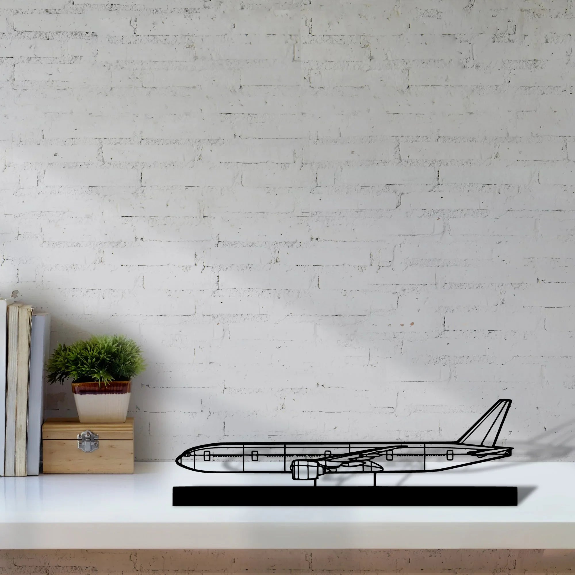 777-300er Silhouette Metal Art Stand - Turbo Silhouette
