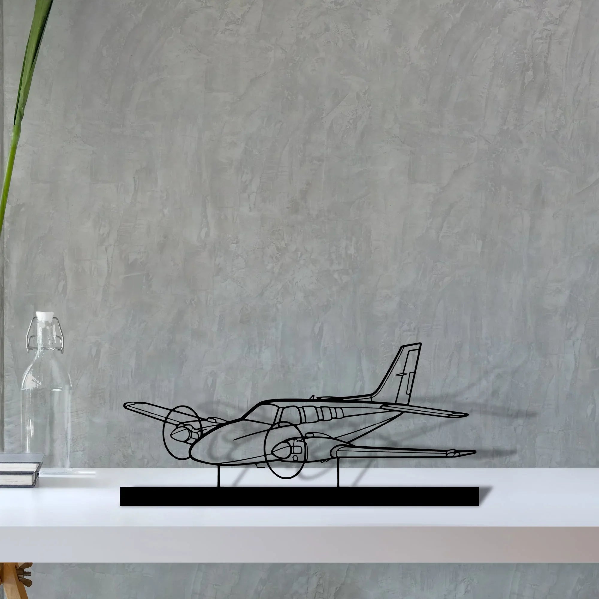 baron-58-2 Silhouette Metal Art Stand - Turbo Silhouette