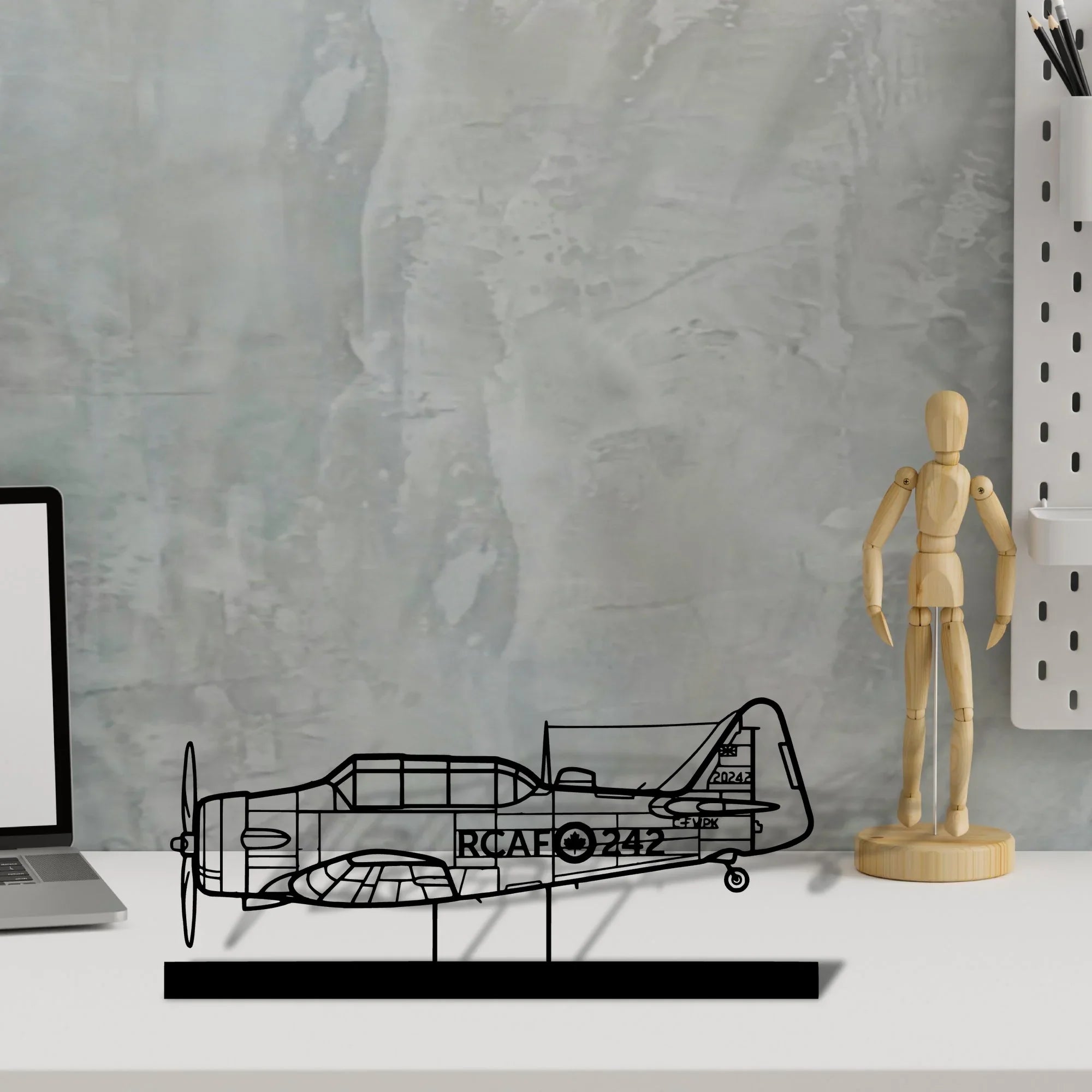 harvard-2 Silhouette Metal Art Stand - Turbo Silhouette