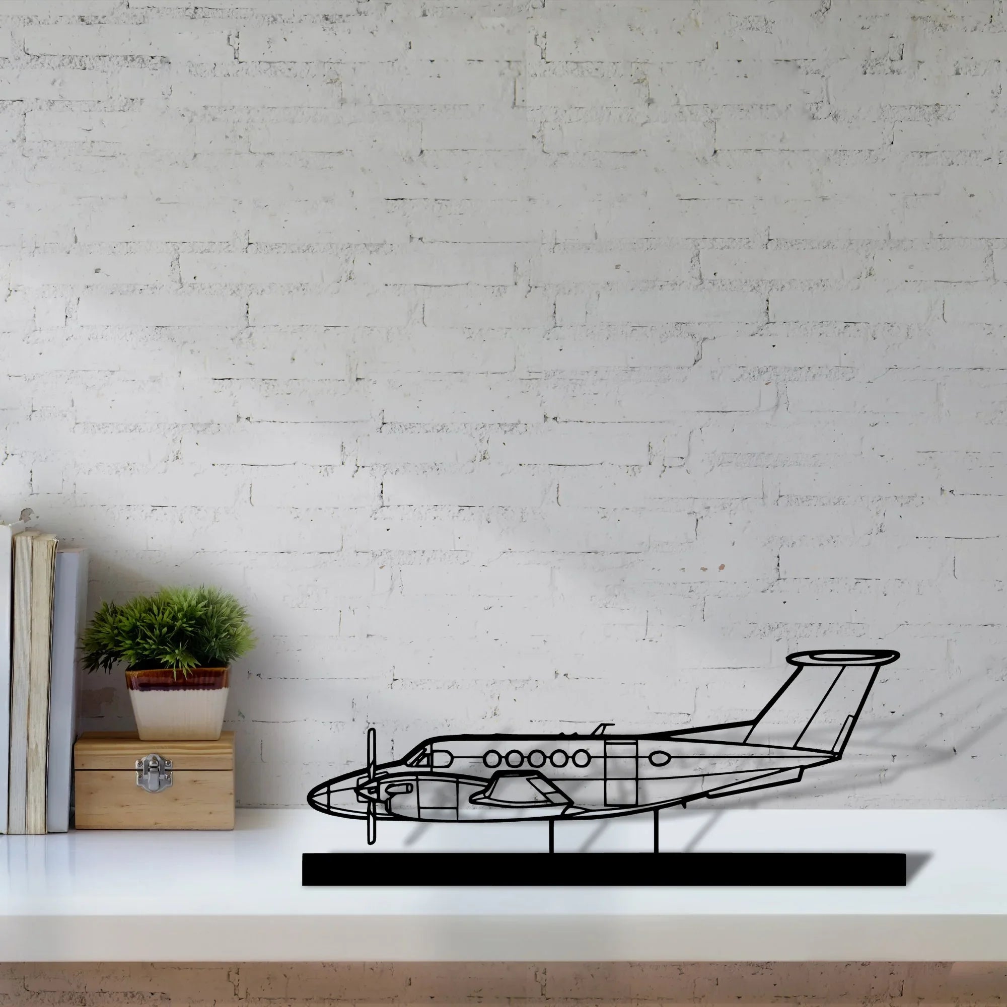 king-air-b200 Silhouette Metal Art Stand - Turbo Silhouette