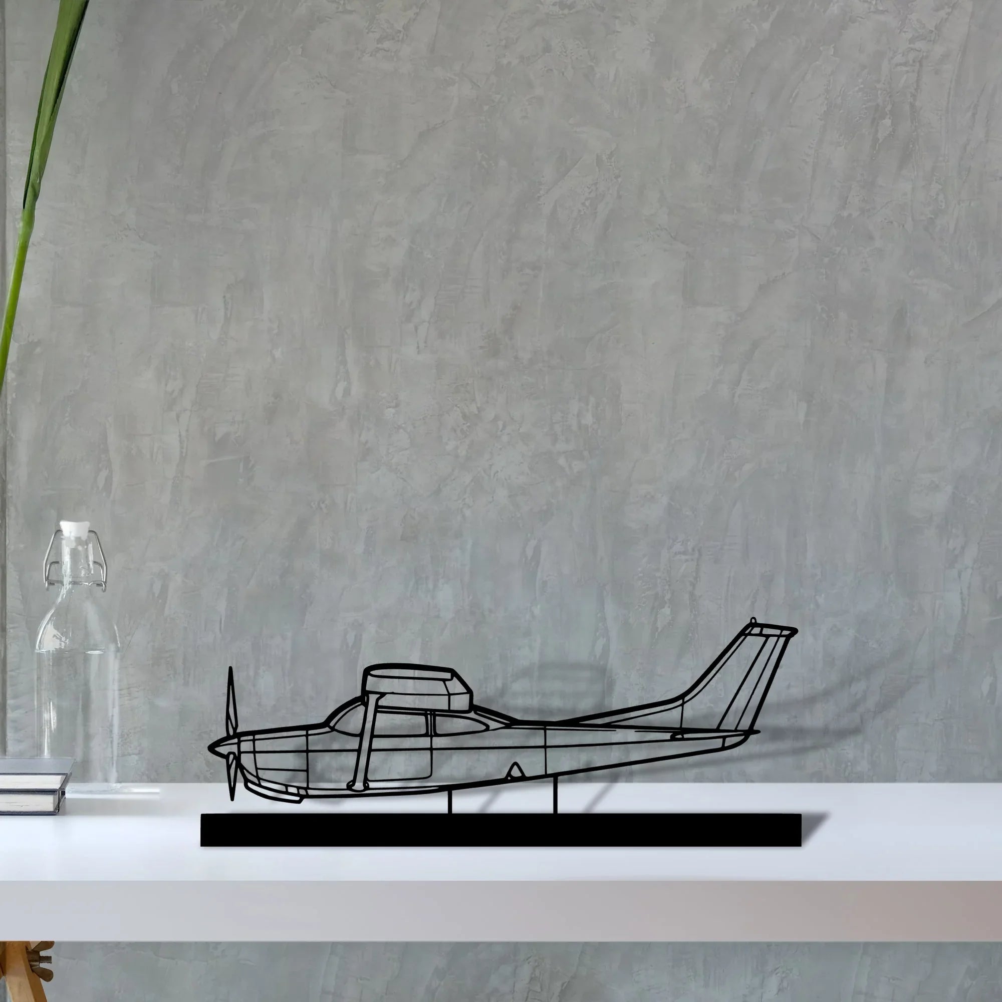 r182-2 Silhouette Metal Art Stand - Turbo Silhouette